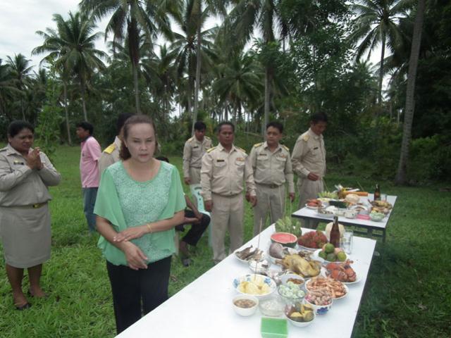 ทำบุญวันแม่ที่ อบต.ปากแพรก